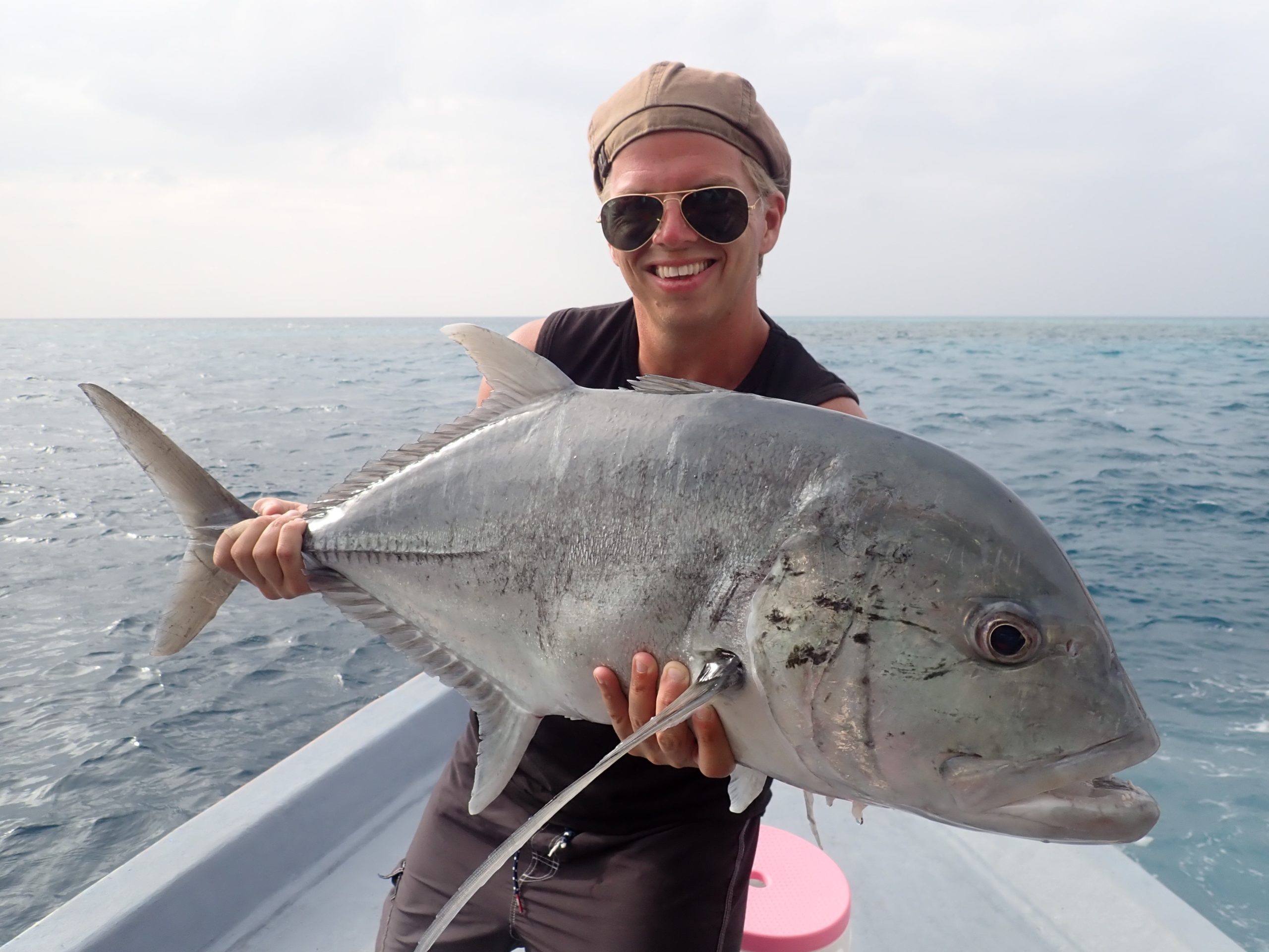 malediivit maldives maldiverna gt gianttrevally bluefintrevally spinnfiske heittokalastus spinfishing kalastus kalastusmatka fishmaster